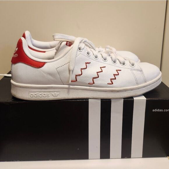 Adidas Stan Smith "Red Squiggly" White/Red Leather Sneakers Womans Sz.9 Ret.$150 - Picture 3 of 13